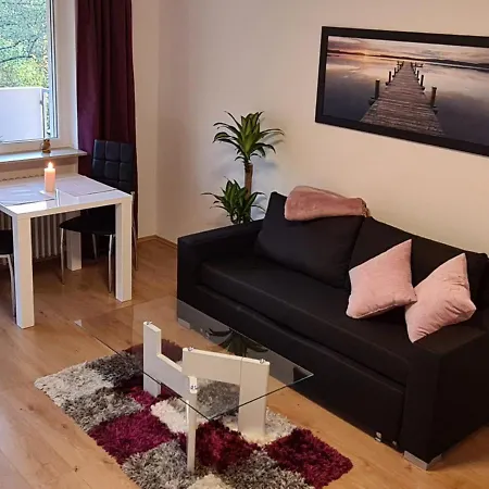 Am Waldsee Mit Schwimmbad