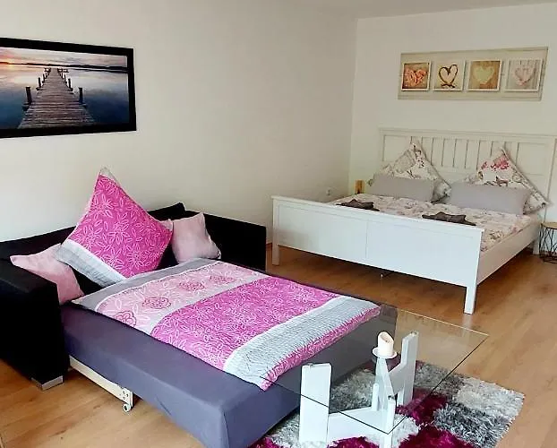 Am Waldsee Mit Schwimmbad *